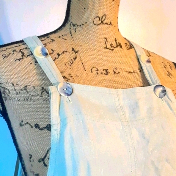 Julietta Linen Dress - Picture 2 of 9